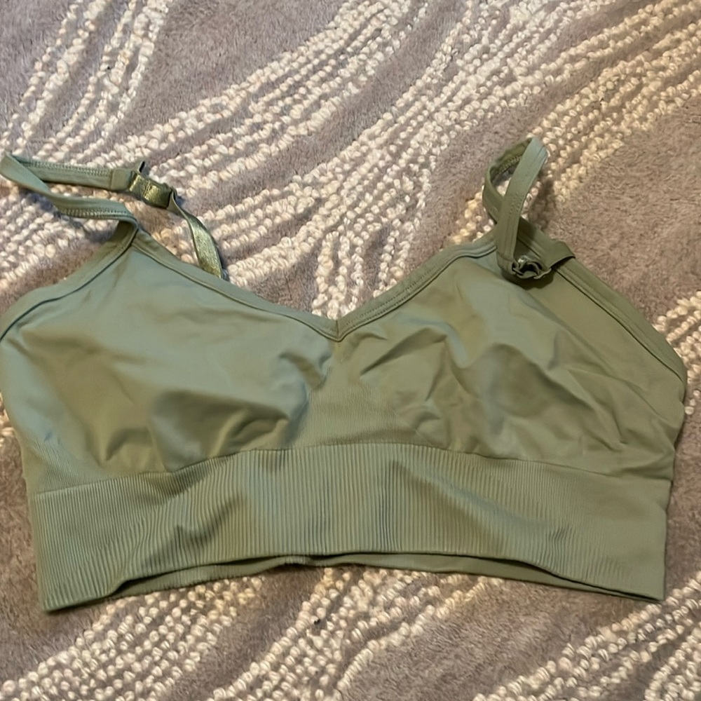 Lululemon Ebb to Street Bra